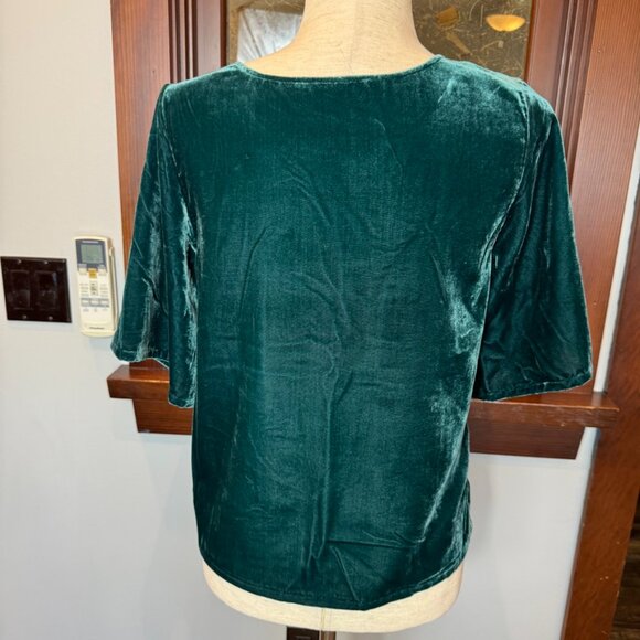CHELSEA 28 green velour feel pullover top SIze XS NWT - Picture 4 of 8